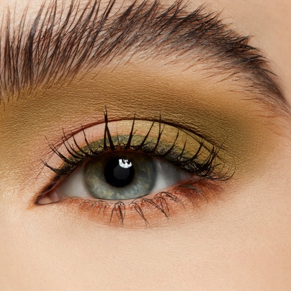 Per Suede Me” Pro Palette Refill MAC/Powder Kiss Soft Matte - Picture 4 of 5